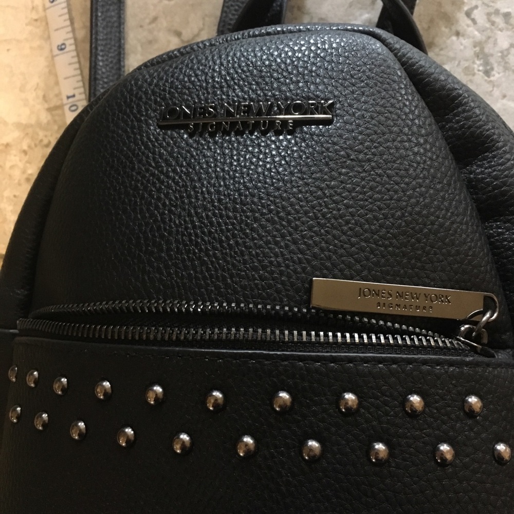JONES NEW YORK Signature black vegan lthr backpack - Picture 6 of 8